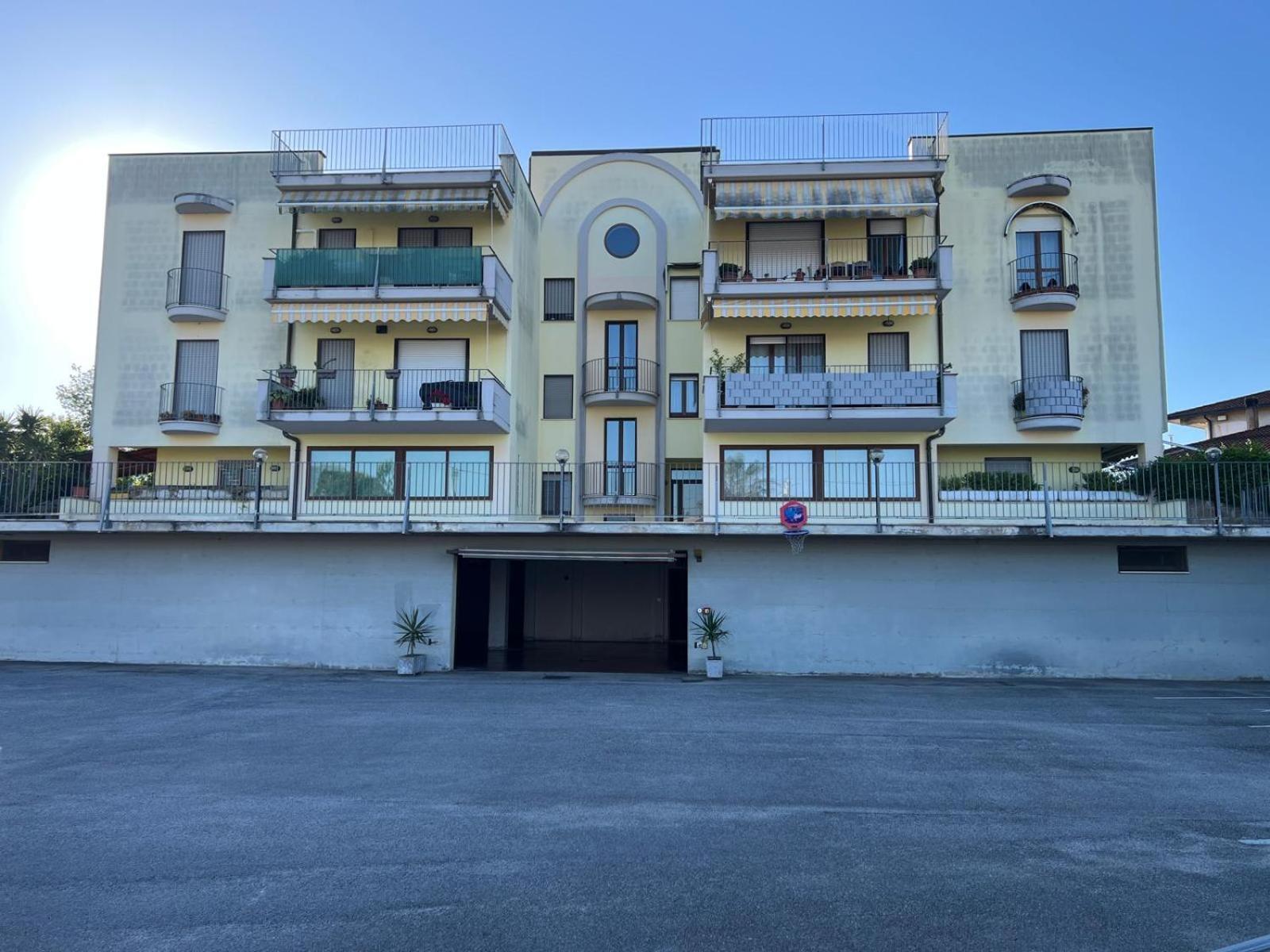 Flowers Apartment Villa Caldari Exterior foto